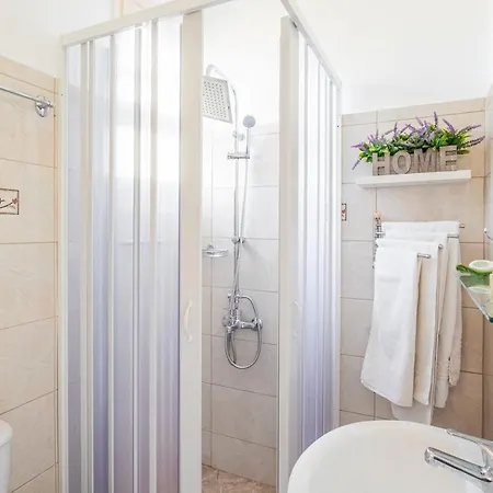 Villehardouin Farm Estate, & Apartments, Minia, Kefalonia Aparthotel Argostoli (Kefalonia)