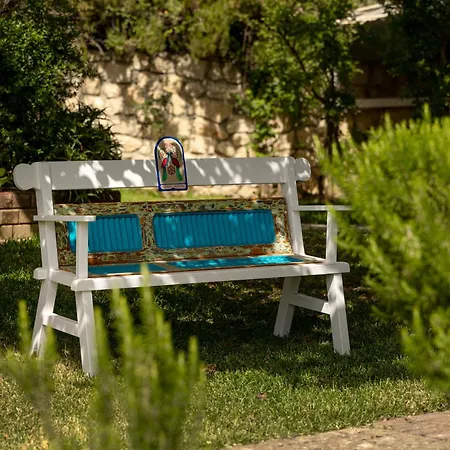 Villehardouin Farm Estate, & Apartments, Minia, Kefalonia Апарт-отель Аргостолион