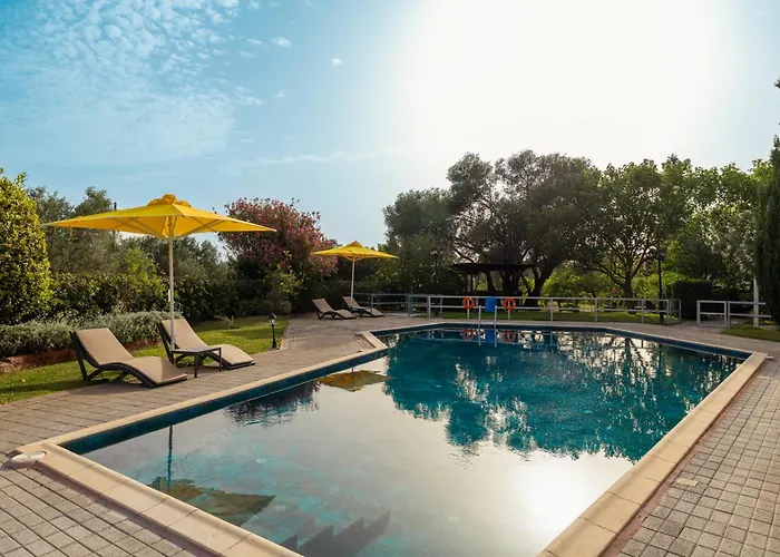 Villehardouin Farm Estate, & Apartments, Minia, Kefalonia Aparthotel Argostoli (Kefalonia)