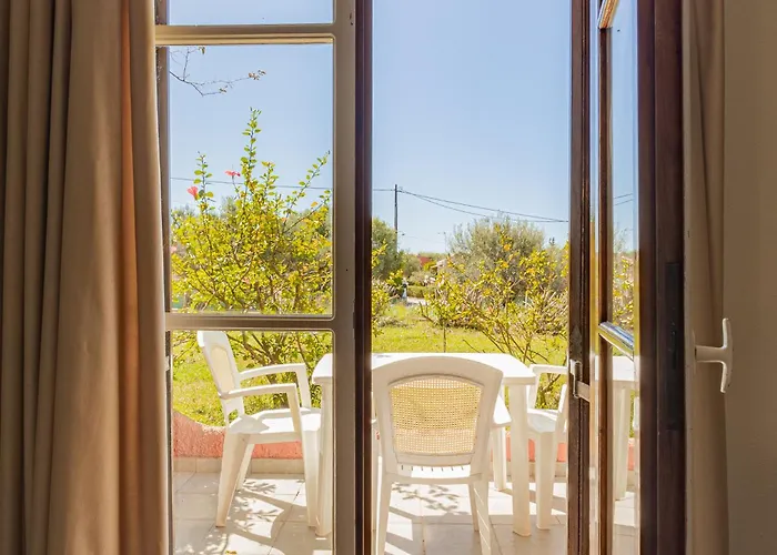 Villehardouin Farm Estate, & Apartments, Minia, Kefalonia Aparthotel 4*