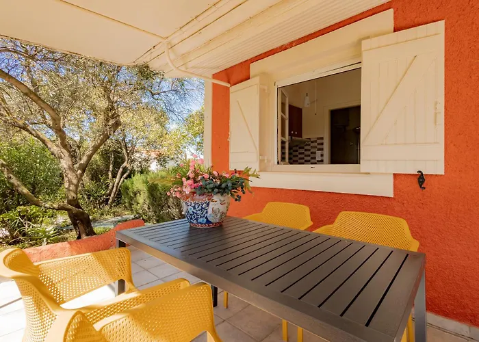 Aparthotel Villehardouin Farm Estate, & Apartments, Minia, Kefalonia Argostoli (Kefalonia)